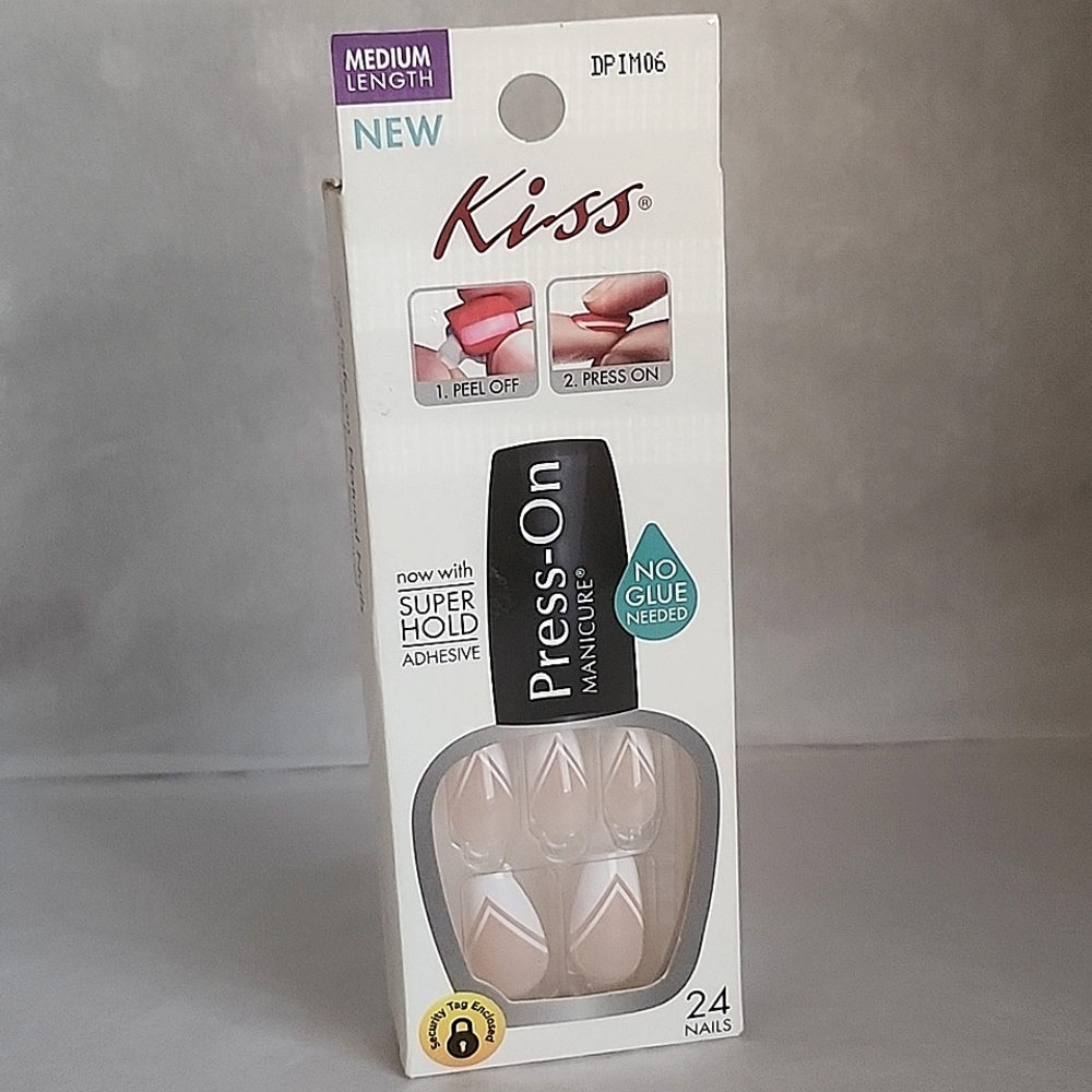 Kiss Press On Manicure(MEDIUM)